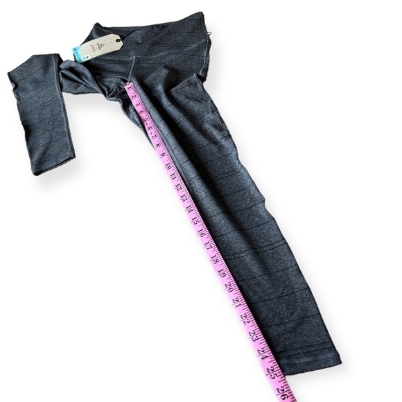 NWT prAna Transform 7/8 Leggings in Charcoal Stripe, XS - Picture 13 of 13